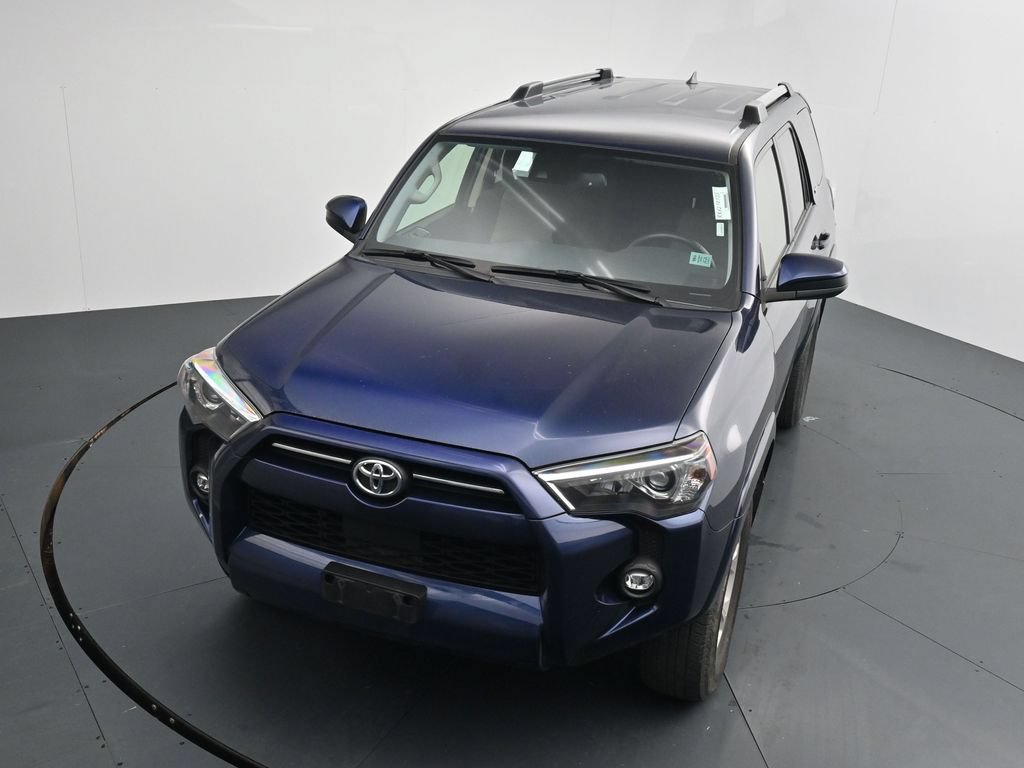Used 2024 Toyota 4Runner SR5 AWD/4WD image 11