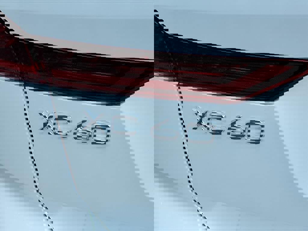 New 2026 Volvo XC60 B5 Plus w/ Protection Package Premier image 5