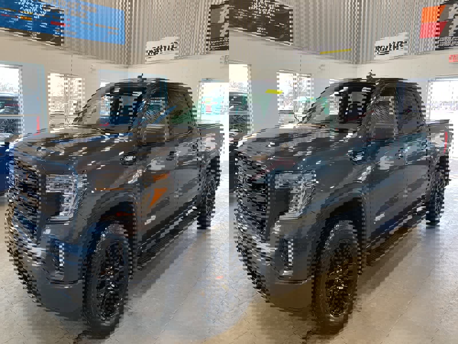 Used 2021 GMC Sierra 1500 Elevation image 1