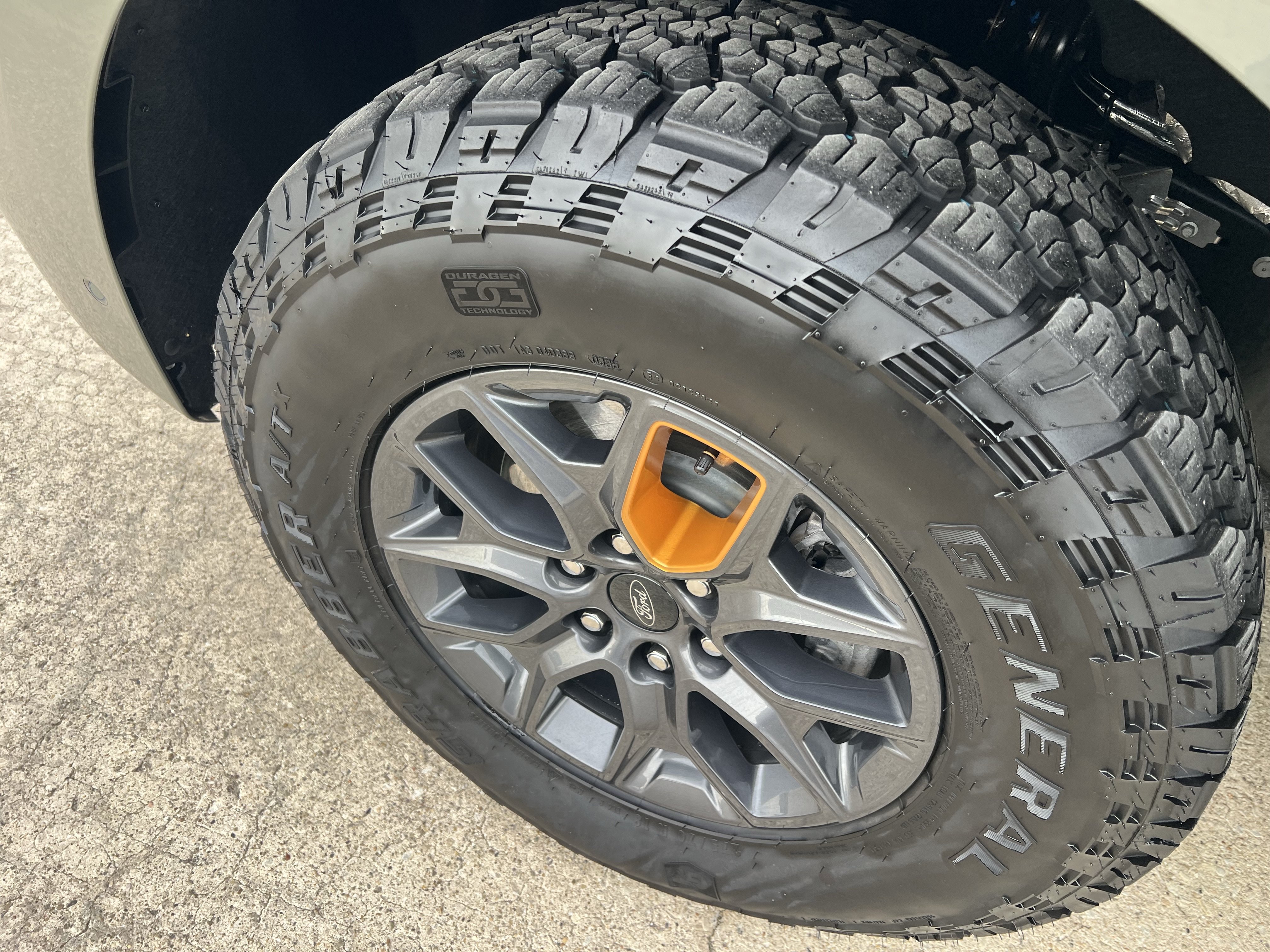 Used 2025 Ford Expedition Tremor AWD/4WD image 11