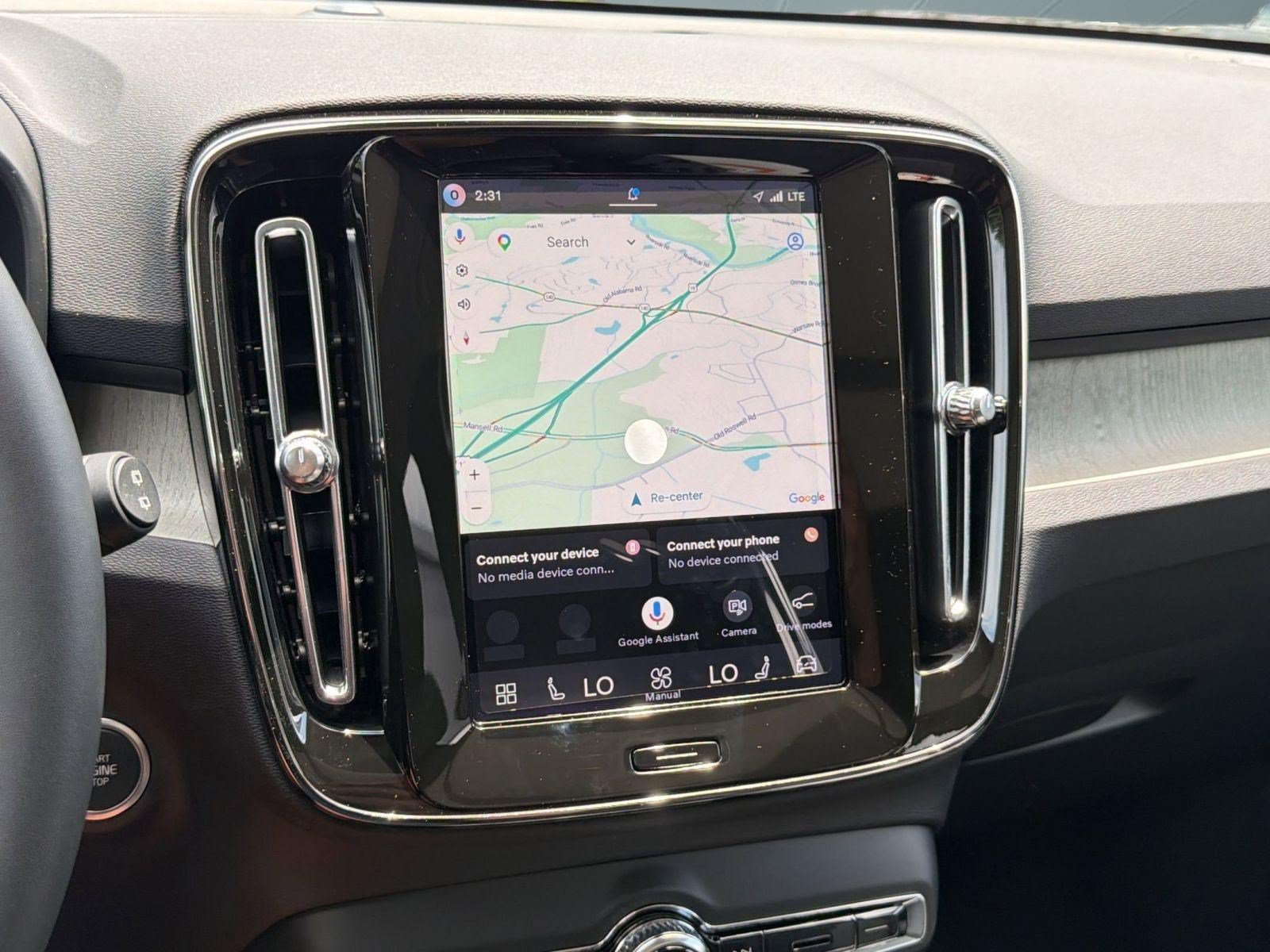 New 2026 Volvo XC40 B4 Core w/ Protection Package FWD image 21