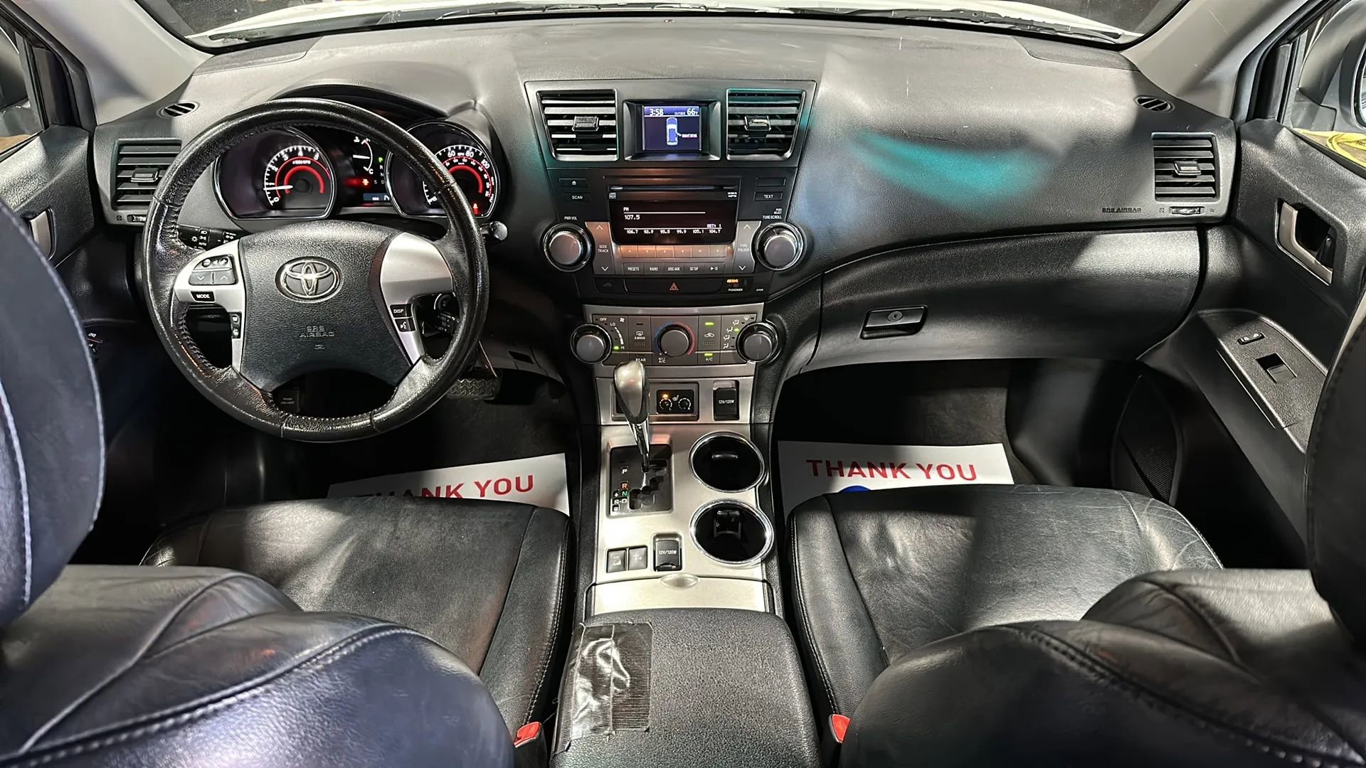 Used 2012 Toyota Highlander SE w/ Tow Pkg image 21