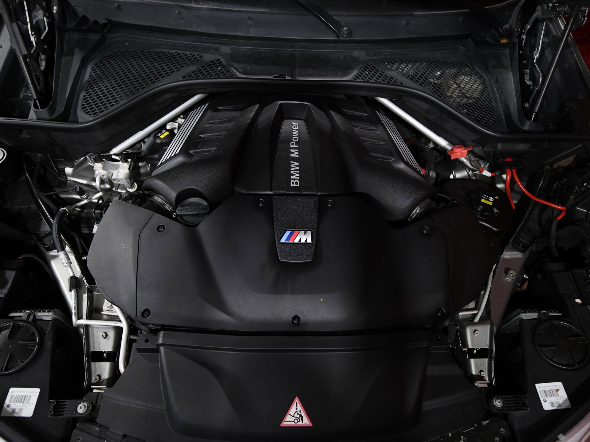 Used 2015 BMW X6 M image 27