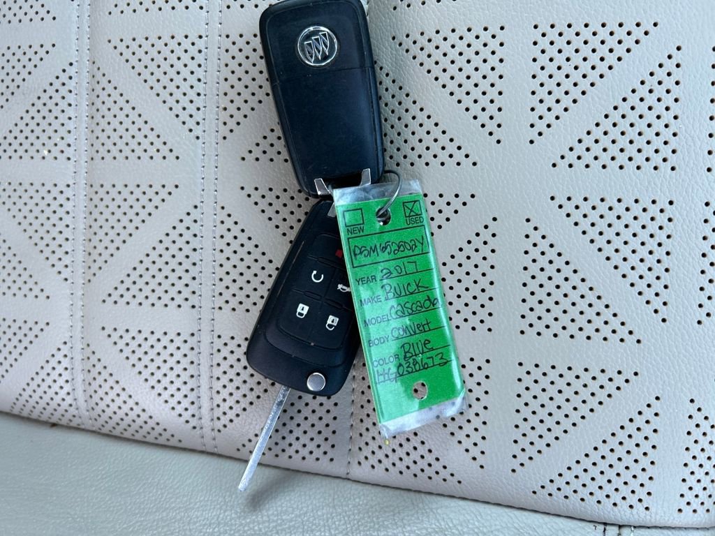 Used 2017 Buick Cascada Premium image 30