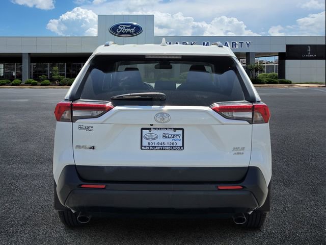 Used 2020 Toyota RAV4 XLE Premium w/ All Weather Liner Package image 4