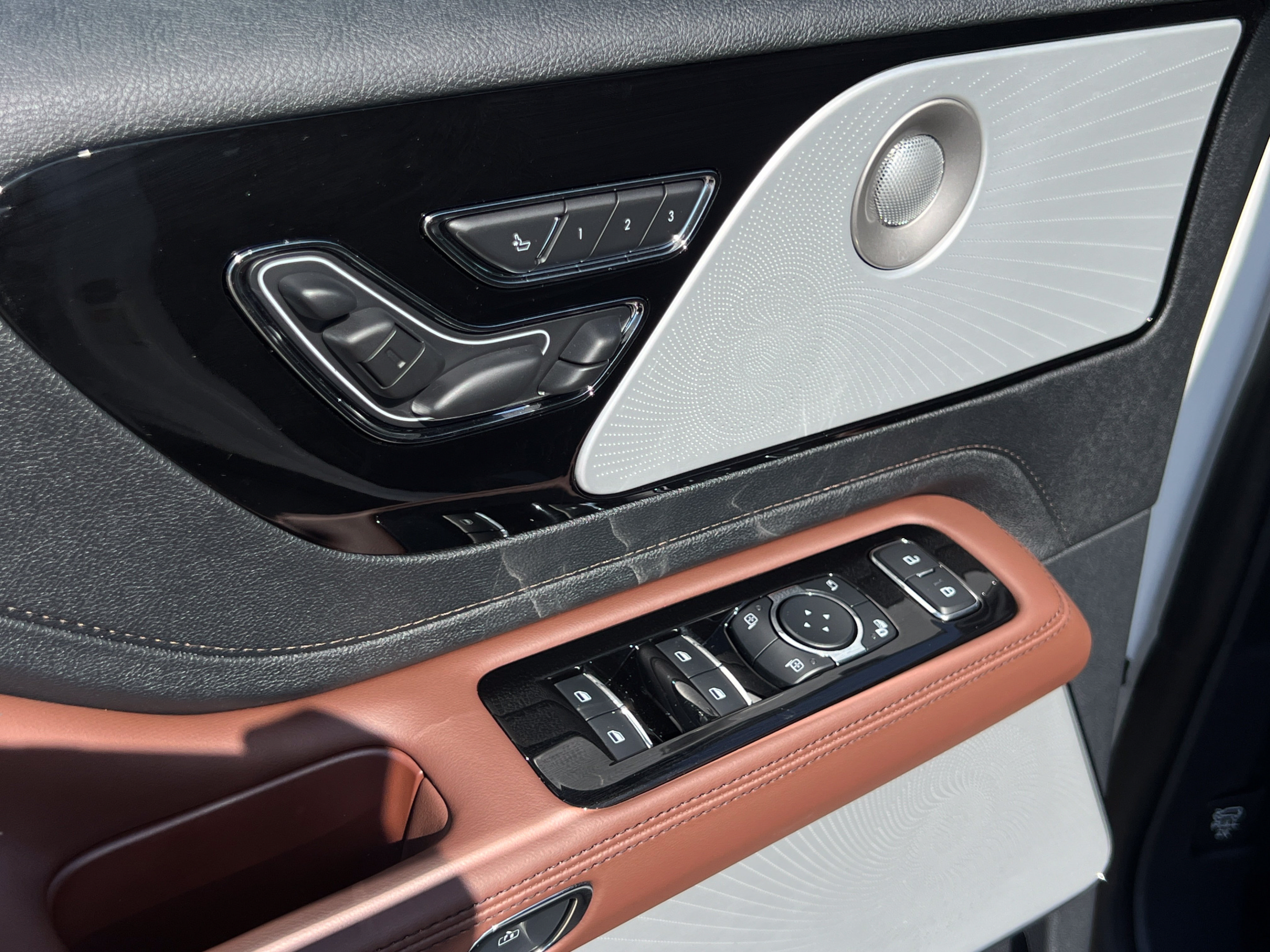 New 2026 Lincoln Aviator Reserve AWD/4WD image 20