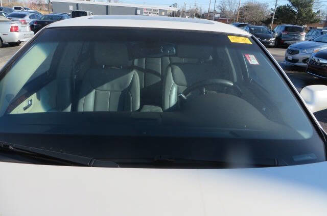Used 2010 Cadillac DTS Luxury image 34