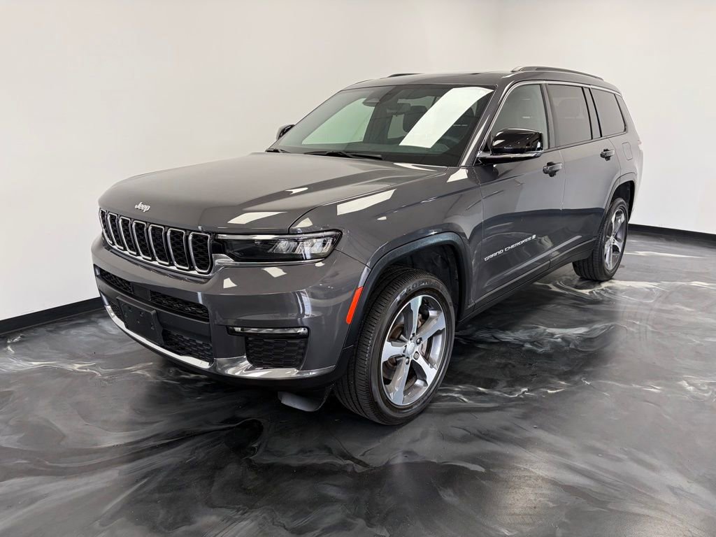 Used 2024 Jeep Grand Cherokee L Limited w/ Trailer Tow Prep Group AWD/4WD image 18