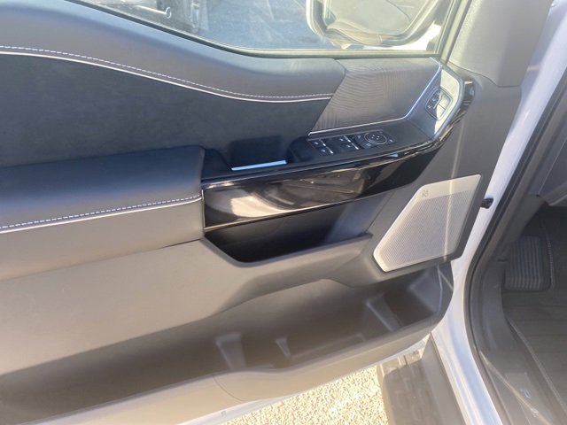 New 2023 Ford F150 Lightning Platinum image 17