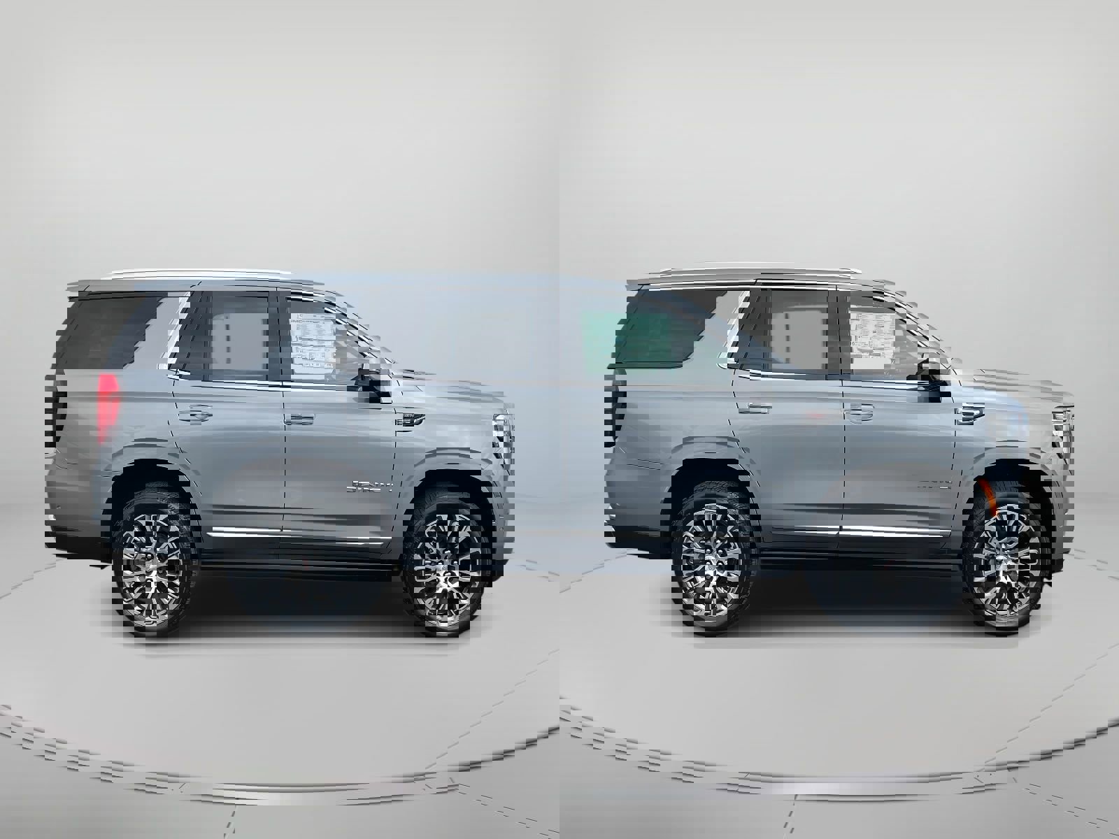 New 2026 GMC Yukon Denali w/ Denali Reserve Package image 2