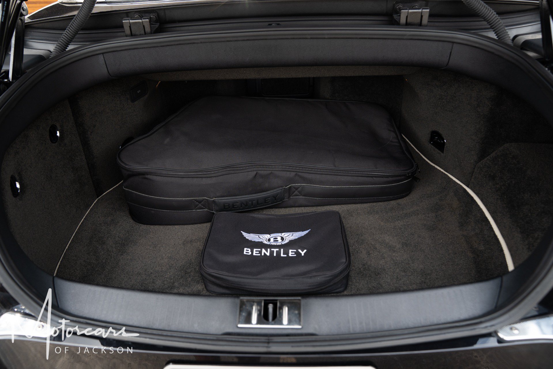Used 2018 Bentley Continental GT AWD/4WD image 22
