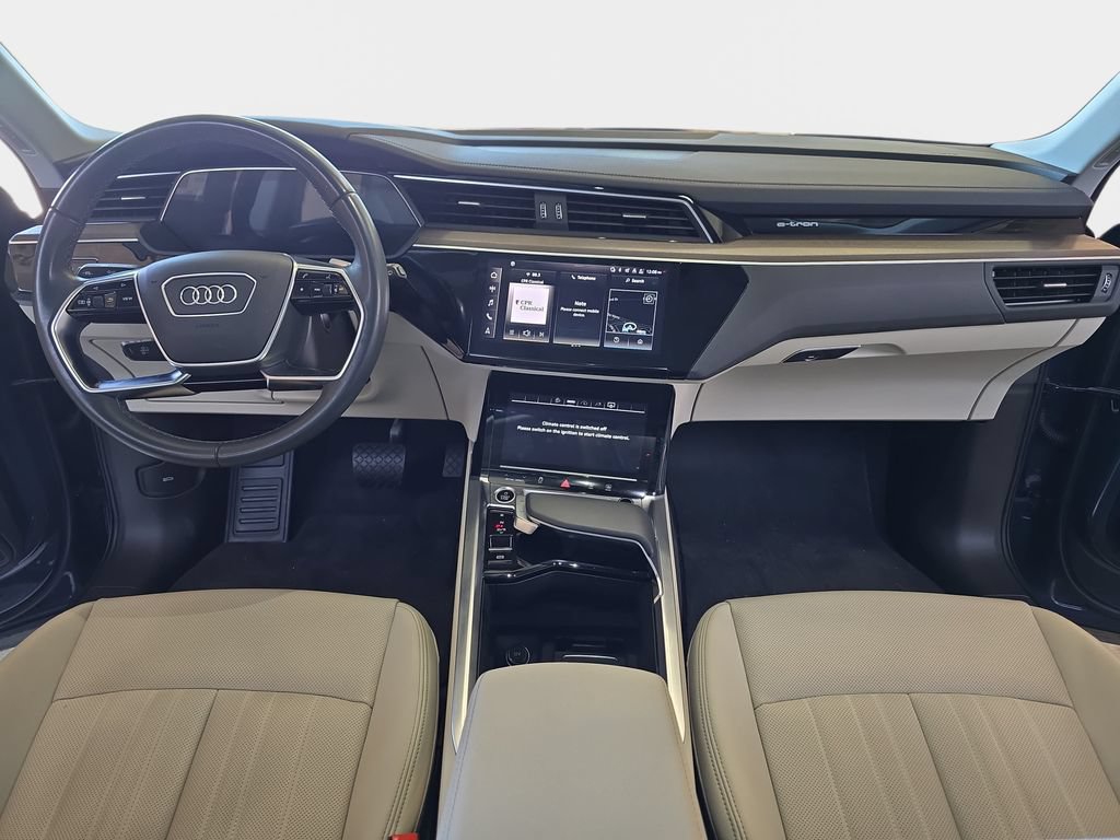 Certified 2024 Audi Q8 e-tron Premium Plus w/ Premium Plus Package AWD/4WD image 10