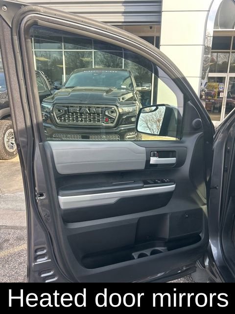 Used 2018 Toyota Tundra Limited w/ Limited Premium Package image 13