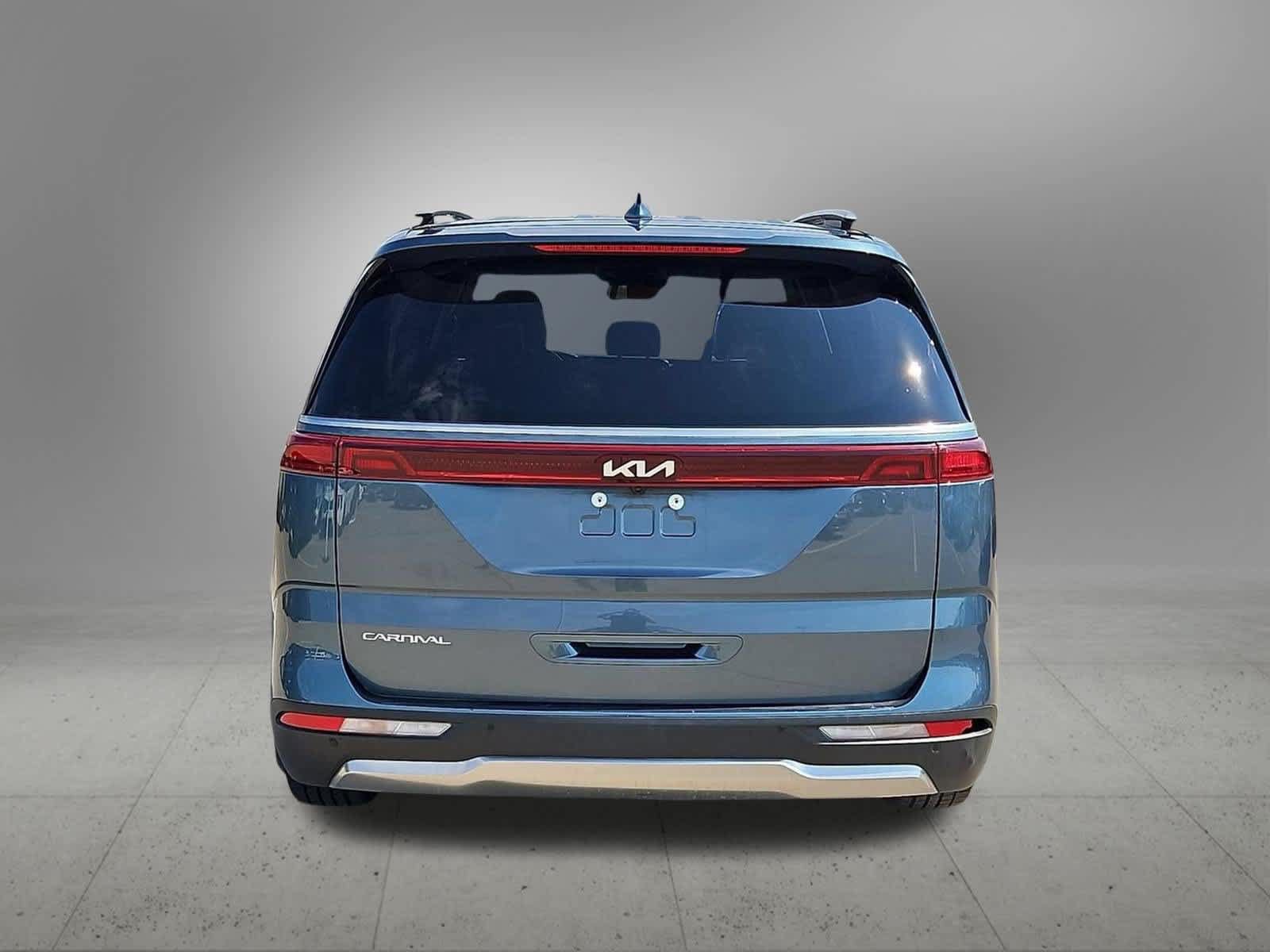 Used 2023 Kia Carnival SX FWD image 5