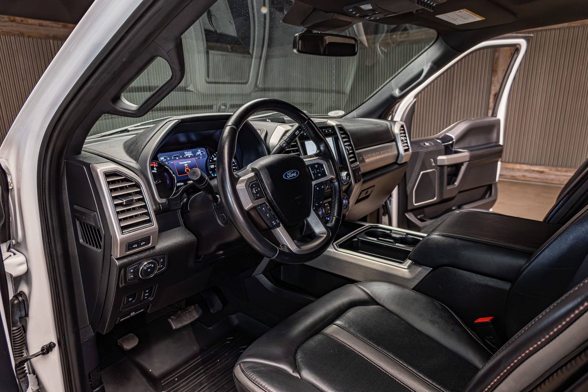 Used 2020 Ford F450 Platinum w/ FX4 Off-Road Package image 12