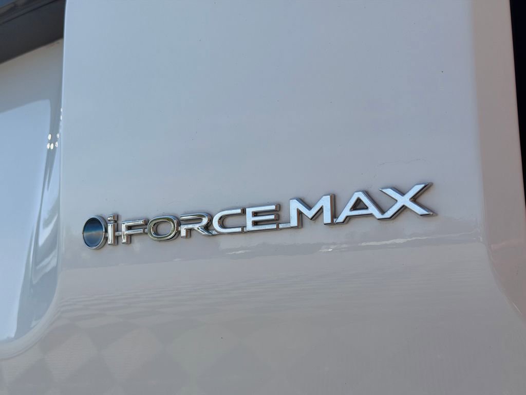 Used 2025 Toyota Land Cruiser w/ Premium Package AWD/4WD image 18