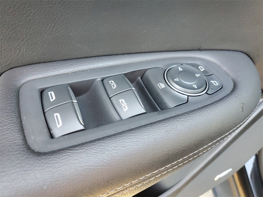 Used 2023 Cadillac XT5 Luxury image 21