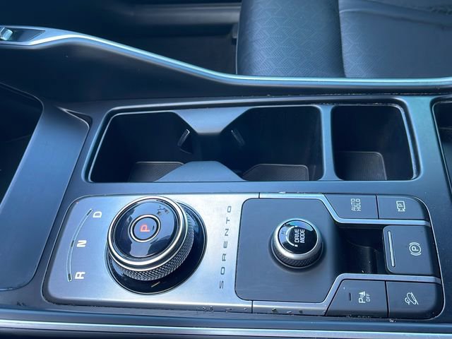 Used 2022 Kia Sorento S image 34