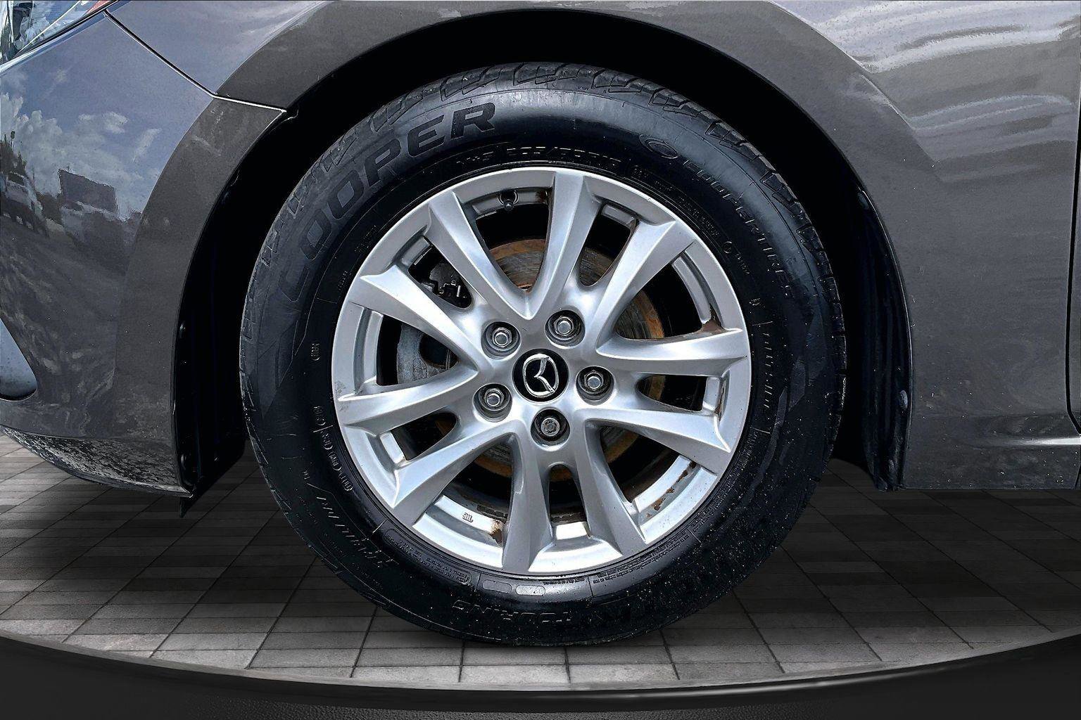 Used 2015 MAZDA MAZDA3 i Grand Touring FWD image 35