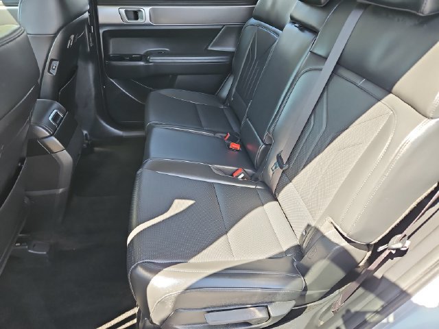 Used 2026 Hyundai Santa Fe SEL FWD image 13