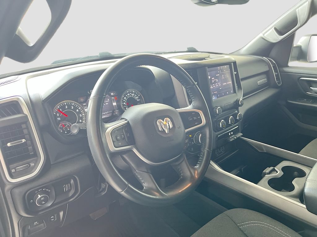 Used 2022 RAM 1500 Big Horn AWD/4WD image 9