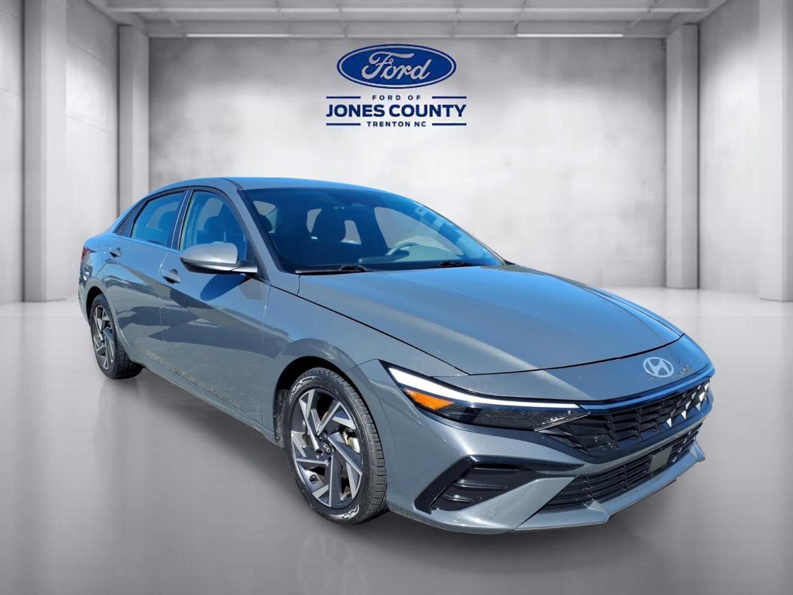 Used 2025 Hyundai Elantra SEL