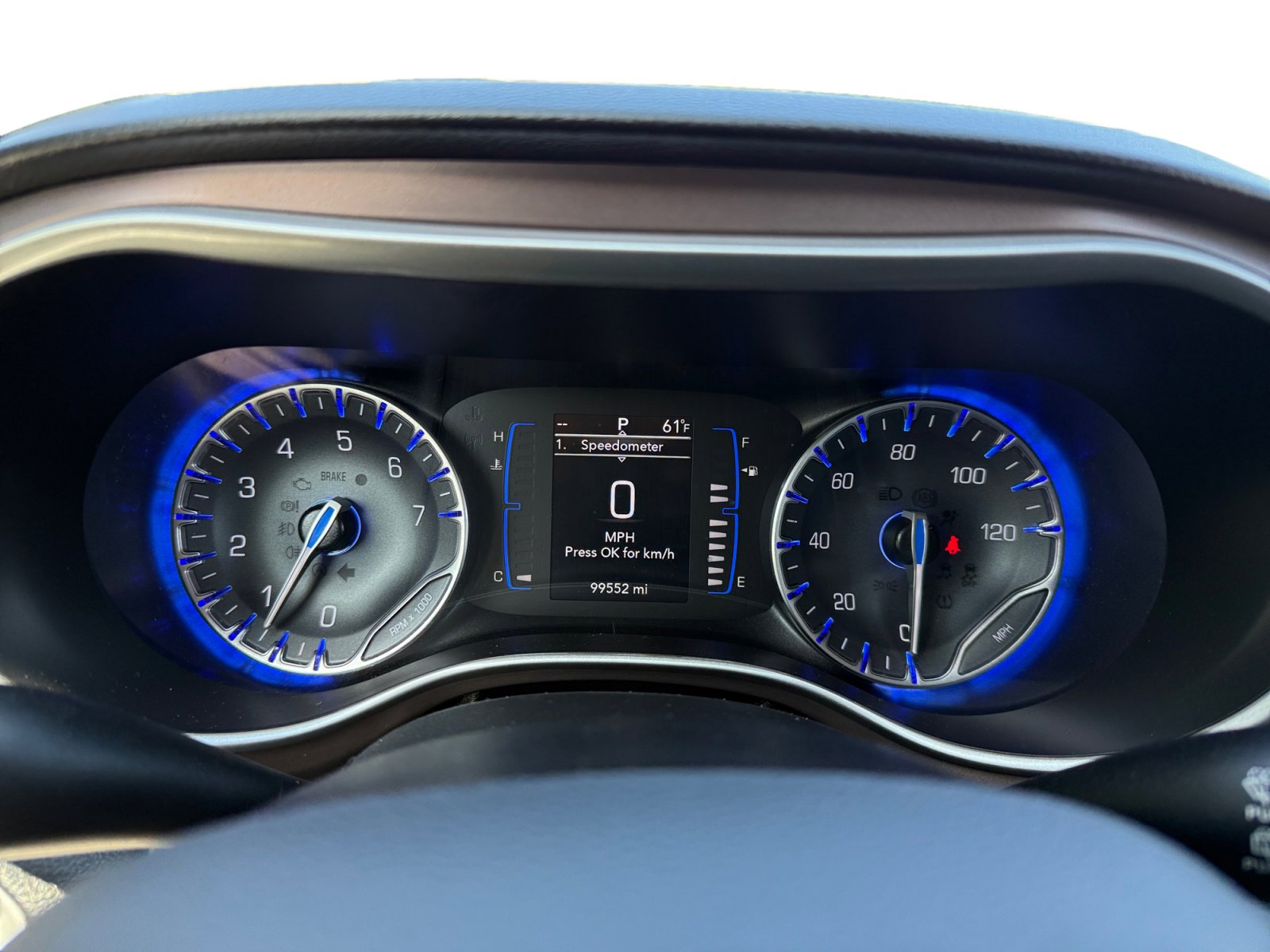 Used 2021 Chrysler Voyager Lxi FWD image 11