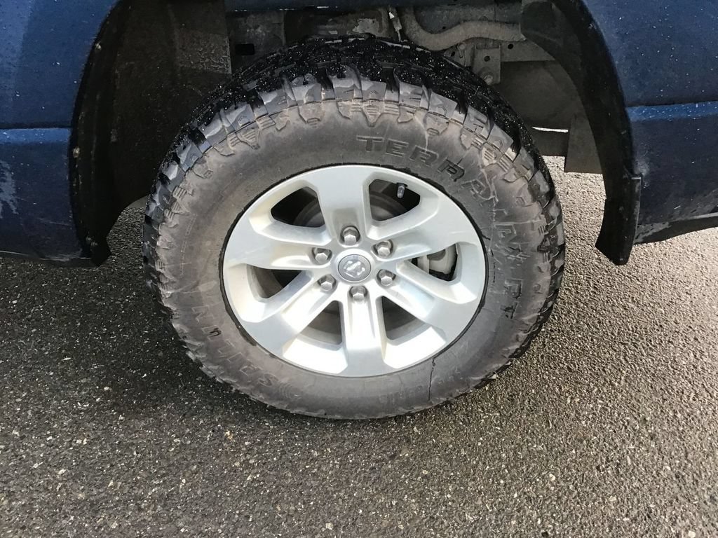 Certified 2024 RAM 1500 Laramie AWD/4WD image 10