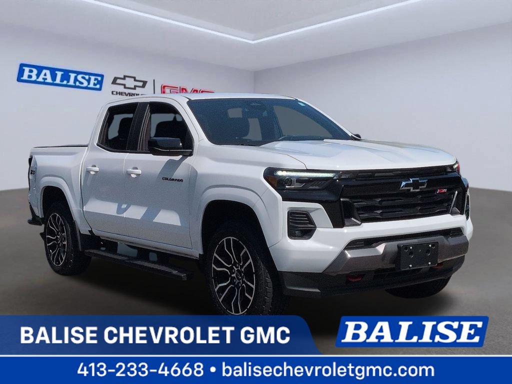 Certified 2024 Chevrolet Colorado Z71 w/ LPO, Dark Essentials Package