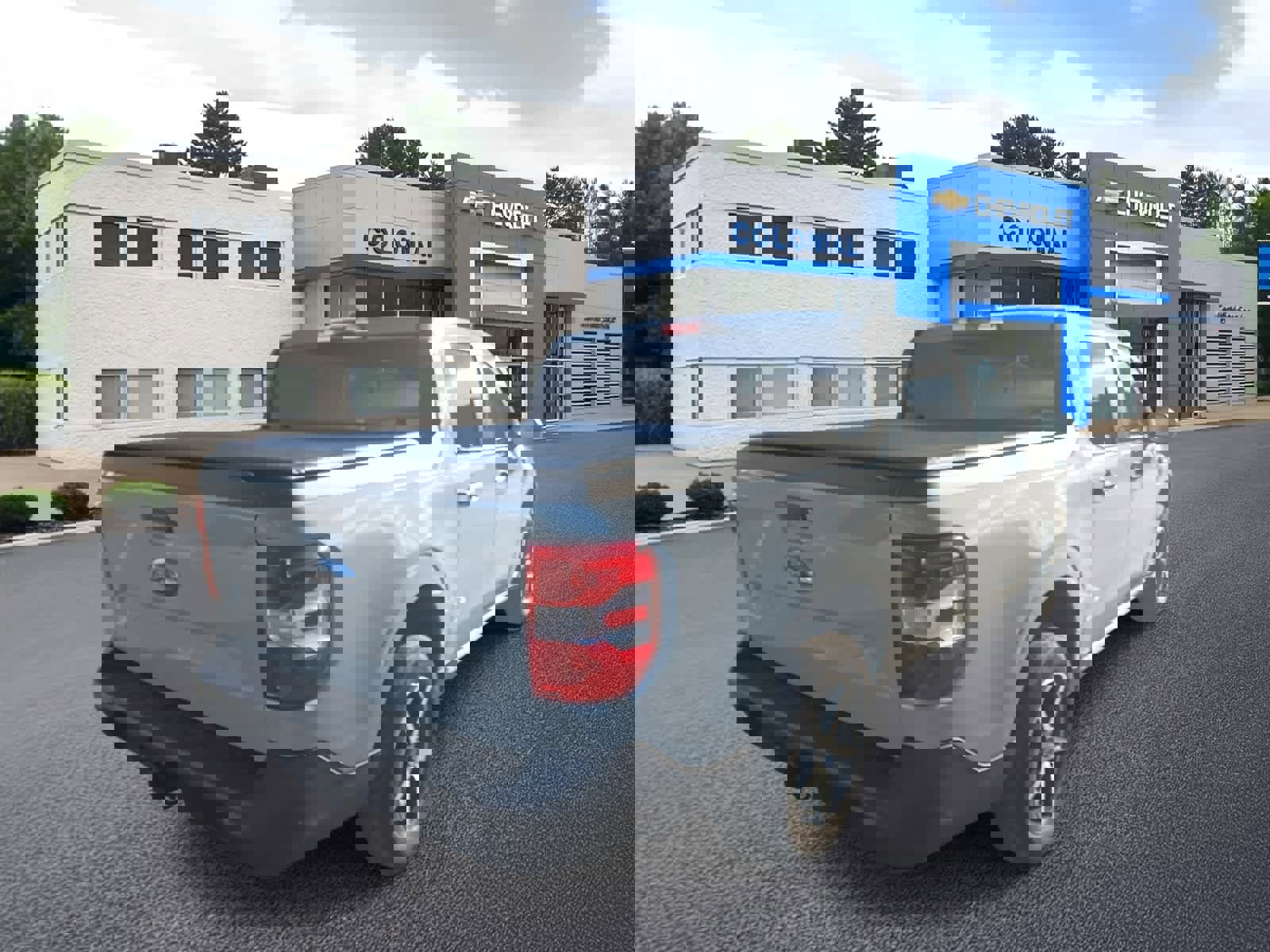 Used 2023 Ford Maverick XL image 4