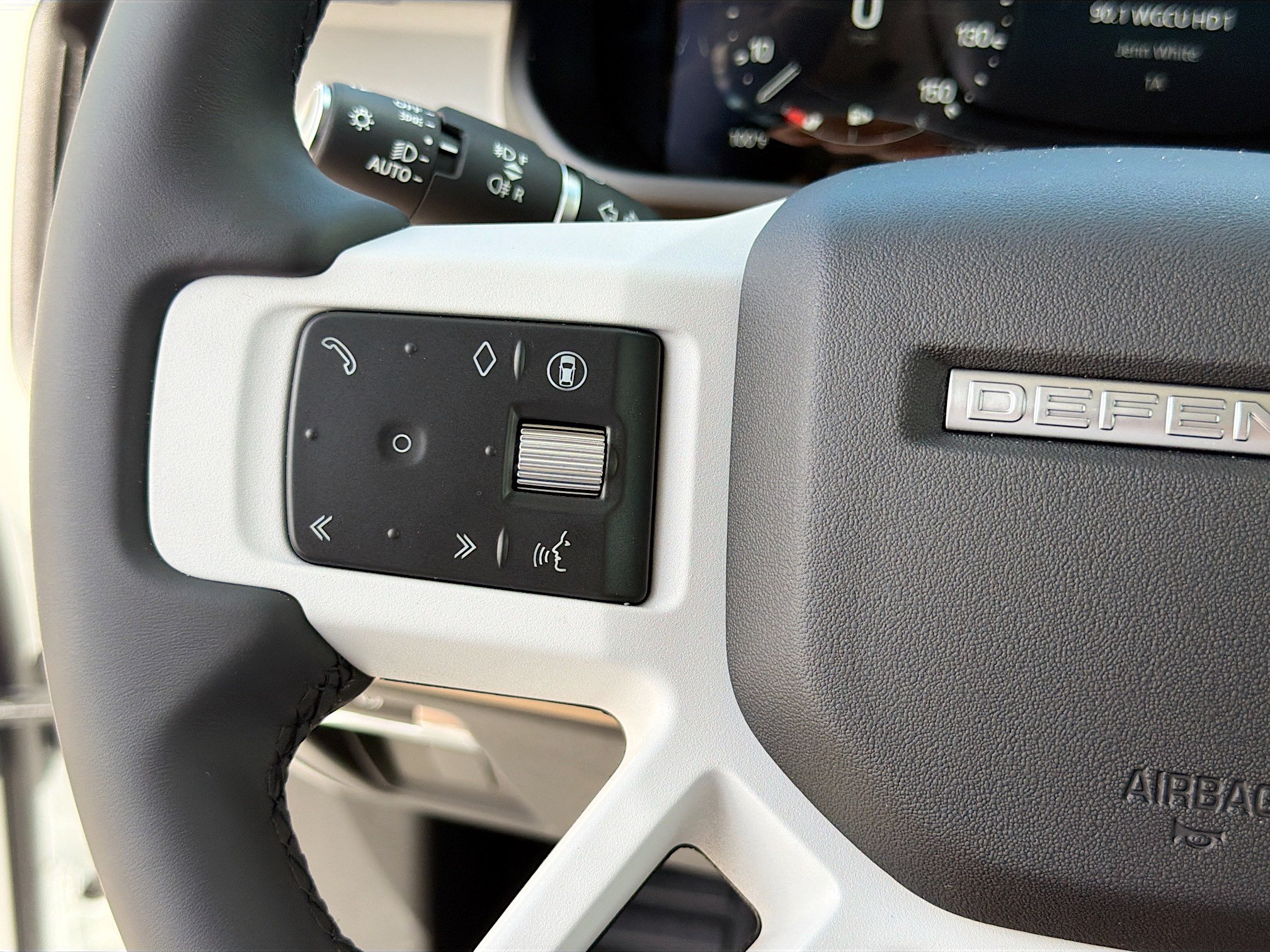 New 2026 Land Rover Defender 110 S AWD/4WD image 37
