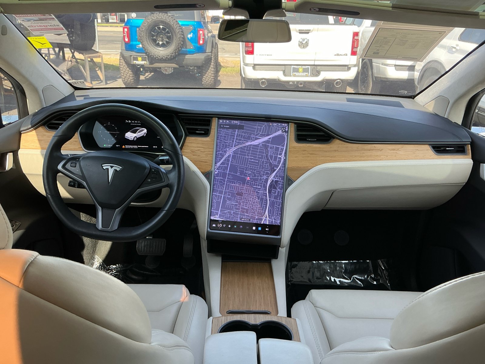 Used 2019 Tesla Model X 75D AWD/4WD image 17