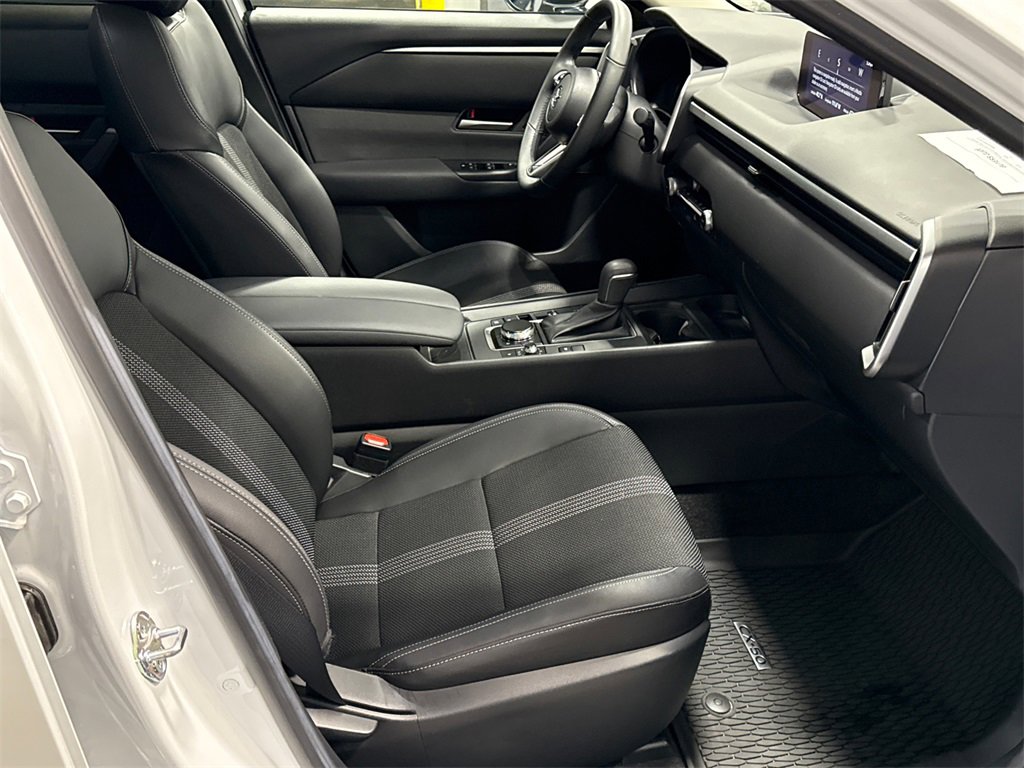 Certified 2025 MAZDA CX-50 2.5 Hybrid w/ Weather Package image 15