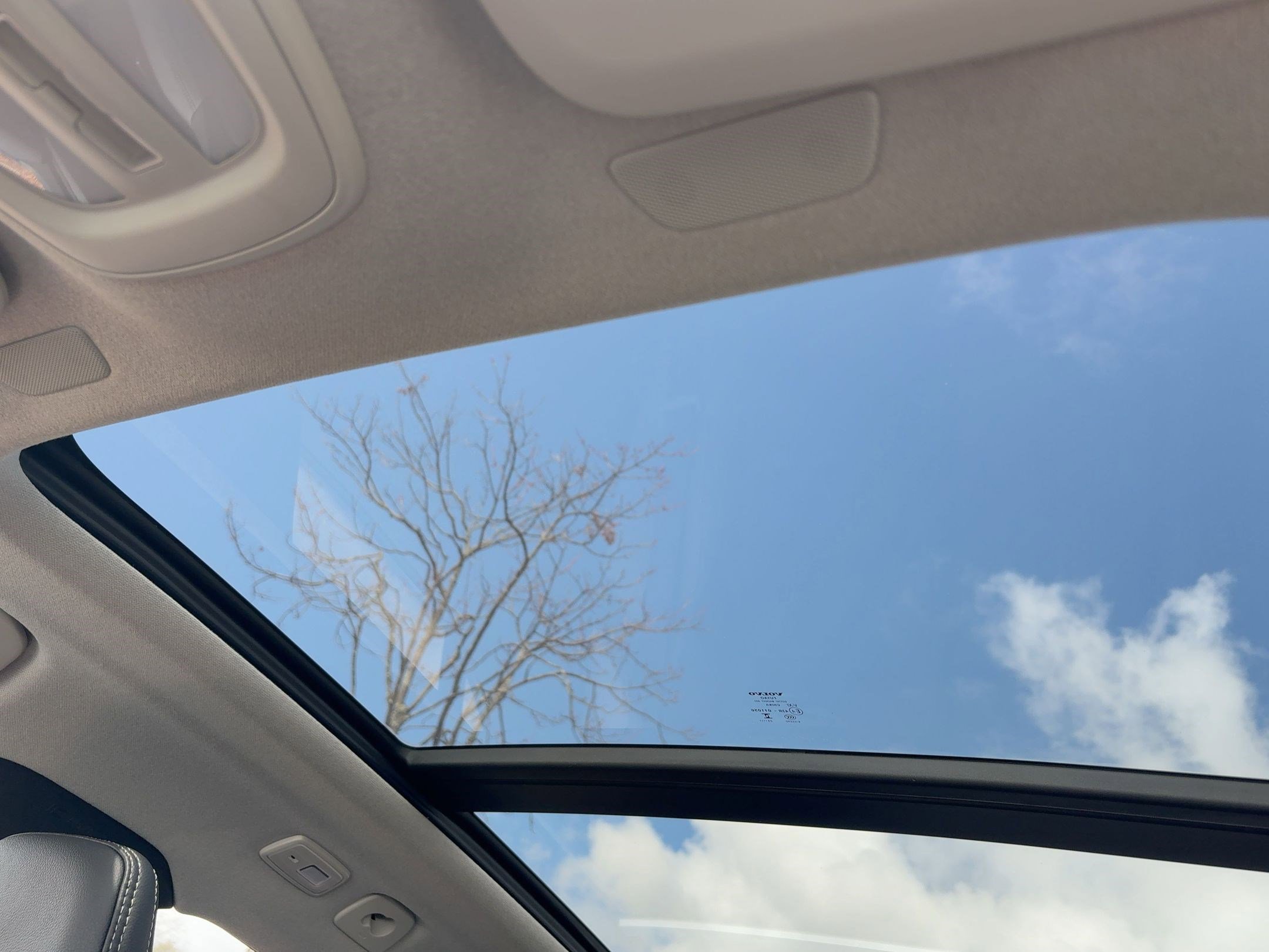 New 2026 Volvo XC40 B5 Core w/ Protection Package image 15