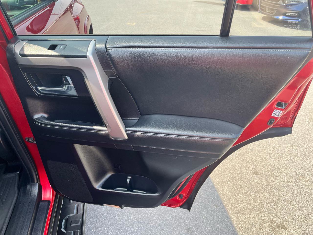Used 2014 Toyota 4Runner SR5 Premium AWD/4WD image 19