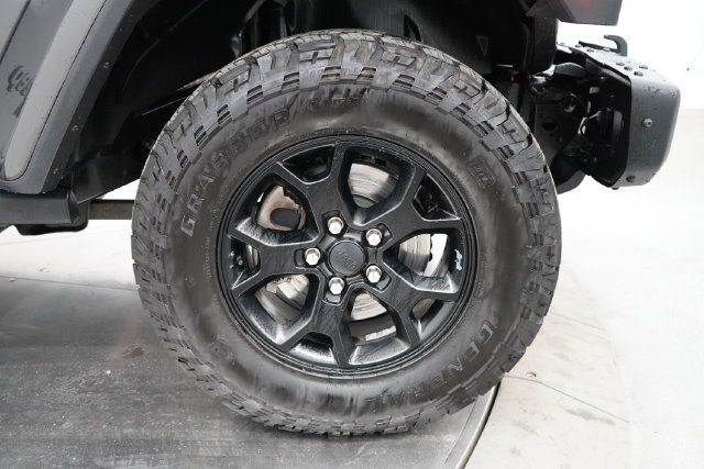 Used 2019 Jeep Wrangler Unlimited Sahara w/ Quick Order Package 24M Moab AWD/4WD image 48
