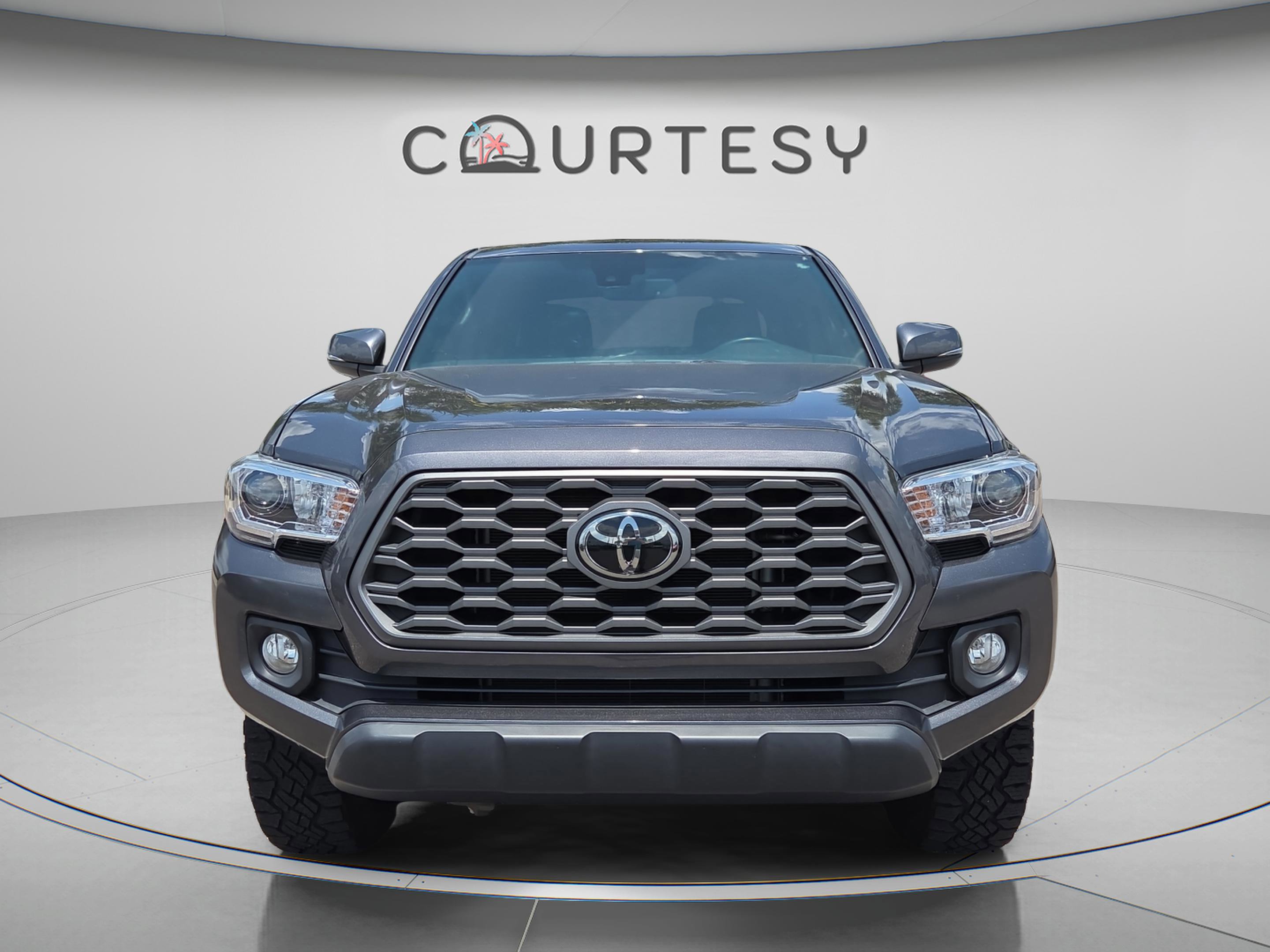 Certified 2023 Toyota Tacoma TRD Off-Road w/ Technology Package AWD/4WD image 8