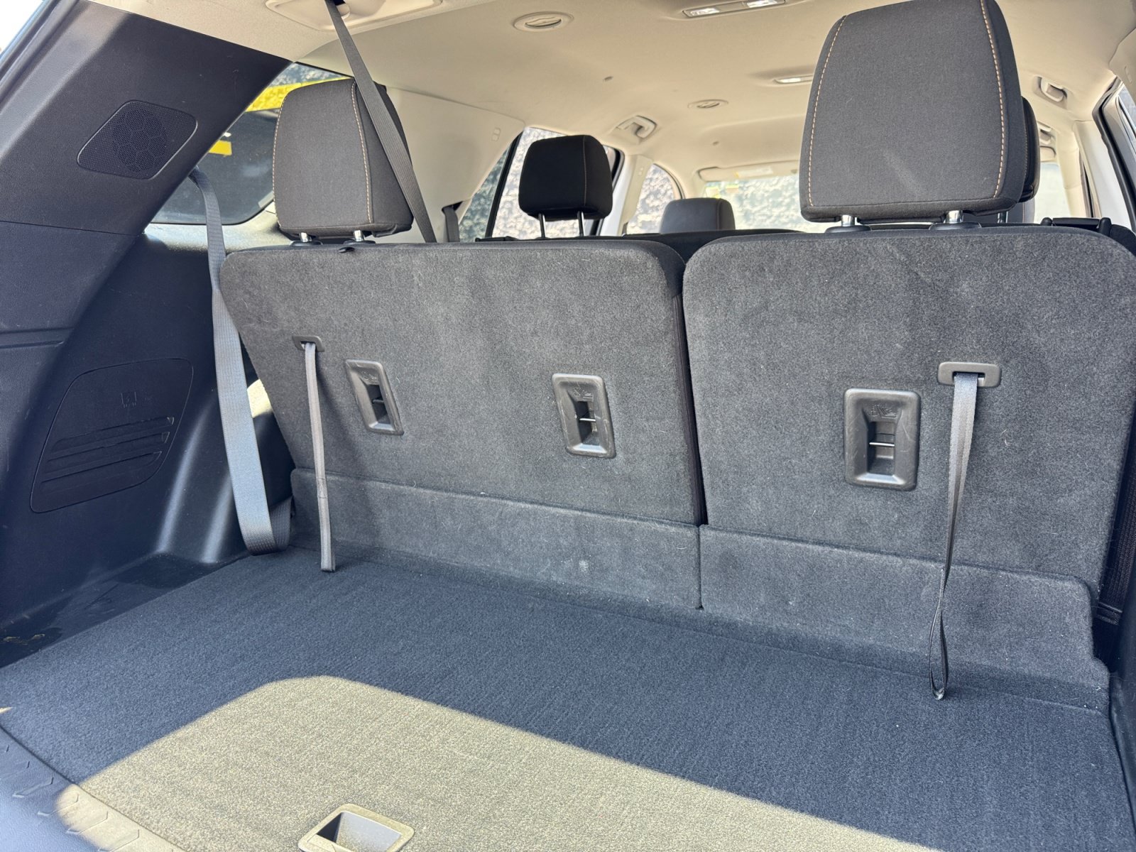 Used 2020 Chevrolet Traverse LS FWD image 18