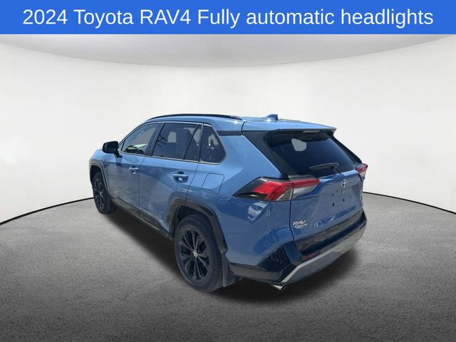 Used 2024 Toyota RAV4 SE w/ Convenience Package AWD/4WD image 27
