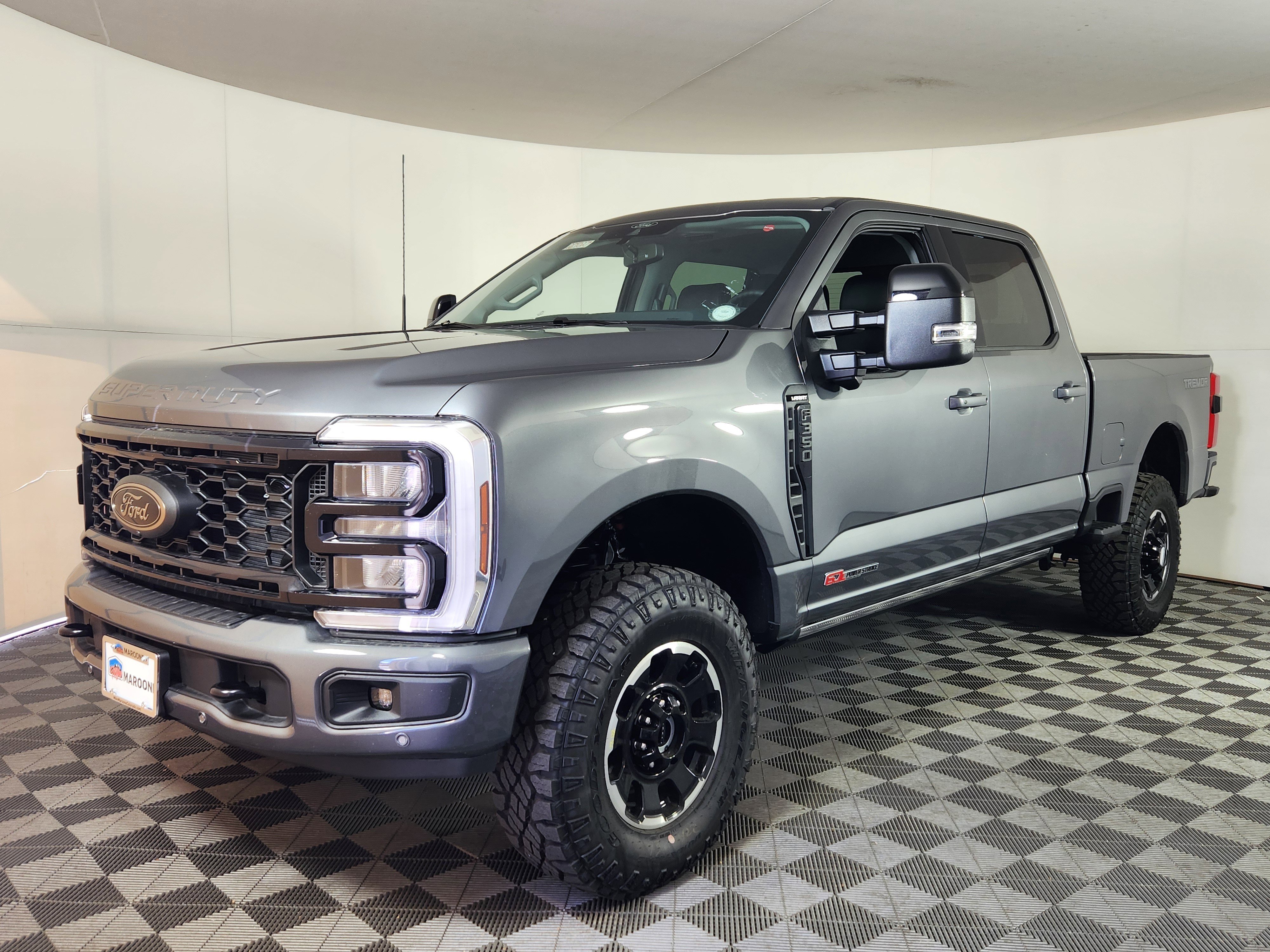 New 2026 Ford F350 Lariat video 3