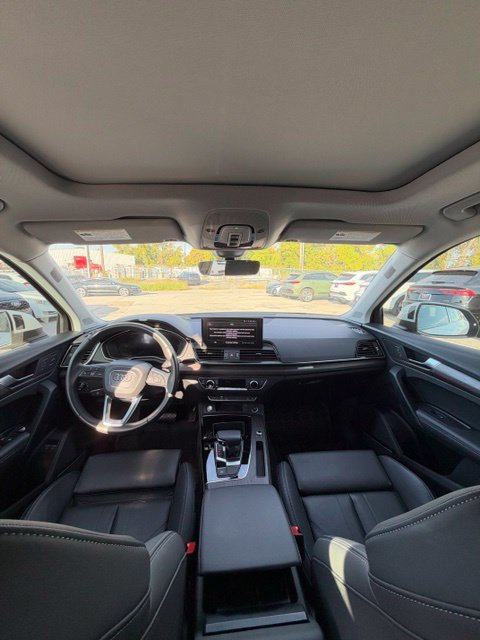 Used 2023 Audi Q5 e Premium Plus AWD/4WD image 9