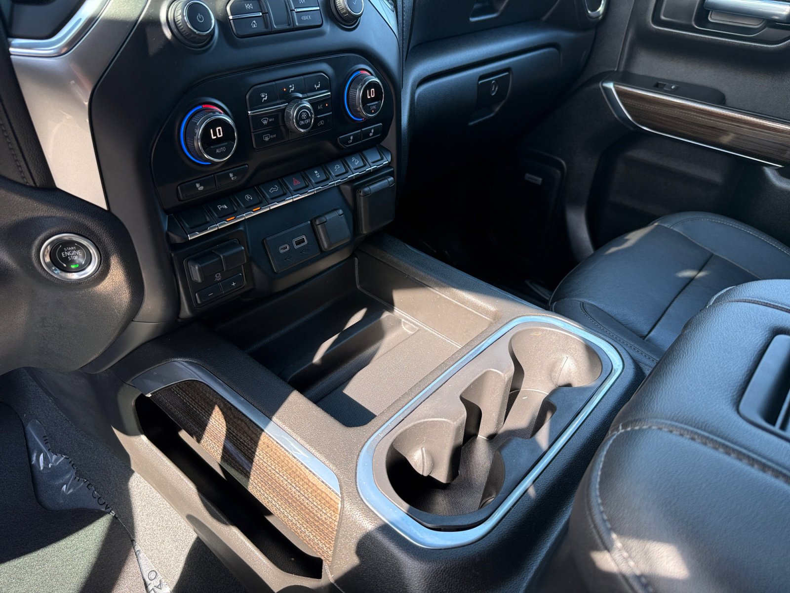 Used 2021 Chevrolet Silverado 1500 LT Trail Boss w/ Convenience Package II image 13