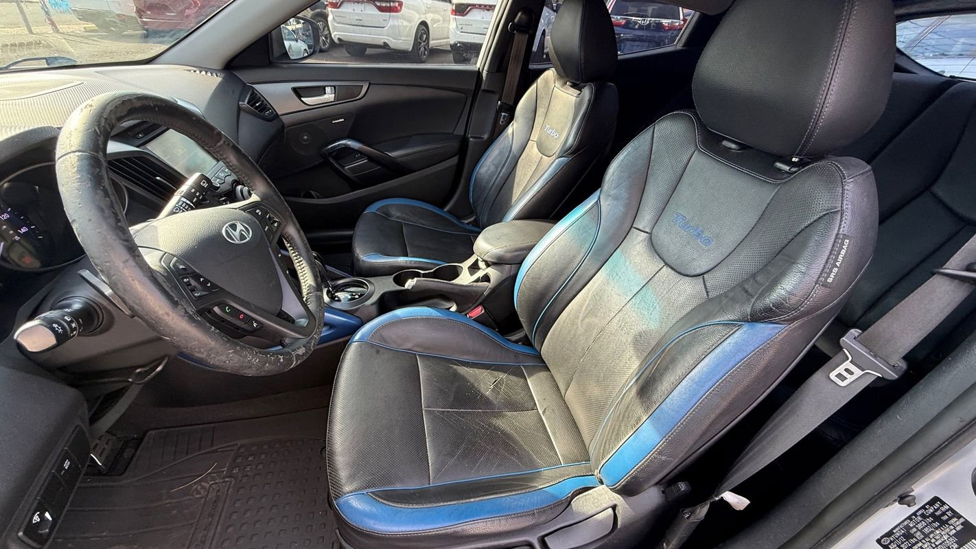 Used 2013 Hyundai Veloster Turbo image 9