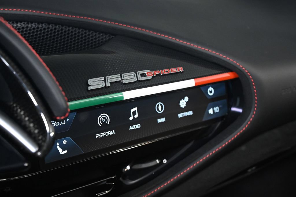 Used 2025 Ferrari SF90 Spider AWD/4WD image 16