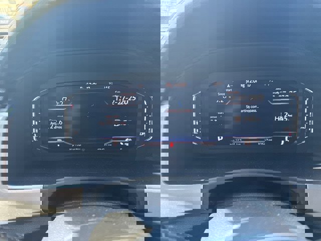 Used 2022 Volkswagen Atlas Cross Sport SE w/ Panoramic Sunroof Package image 19