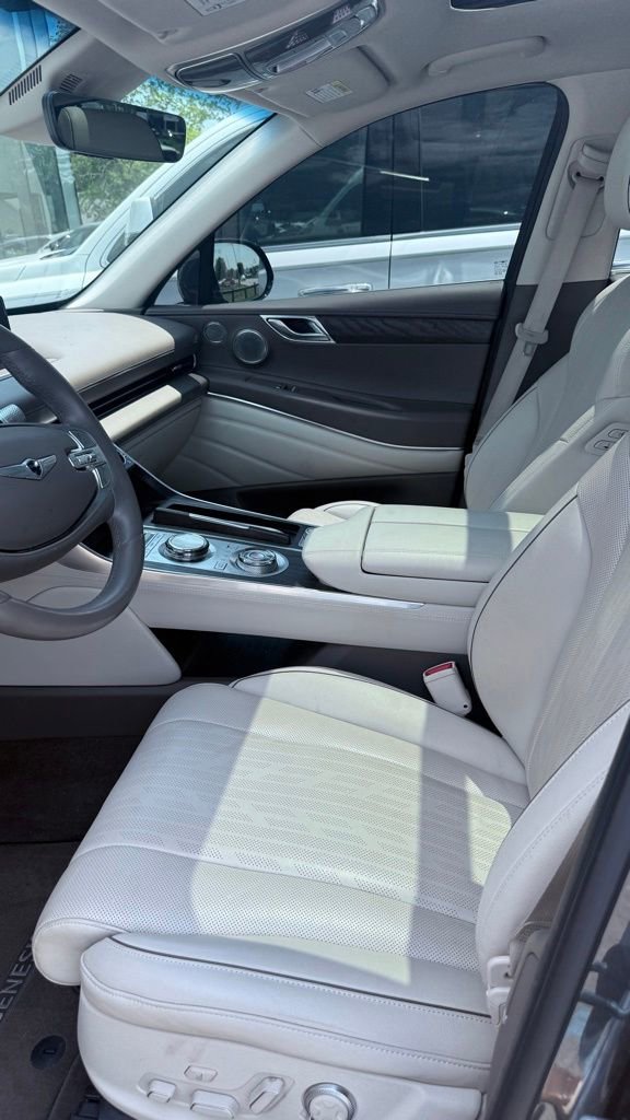 Used 2023 Genesis GV80 3.5T Advanced + AWD/4WD image 4