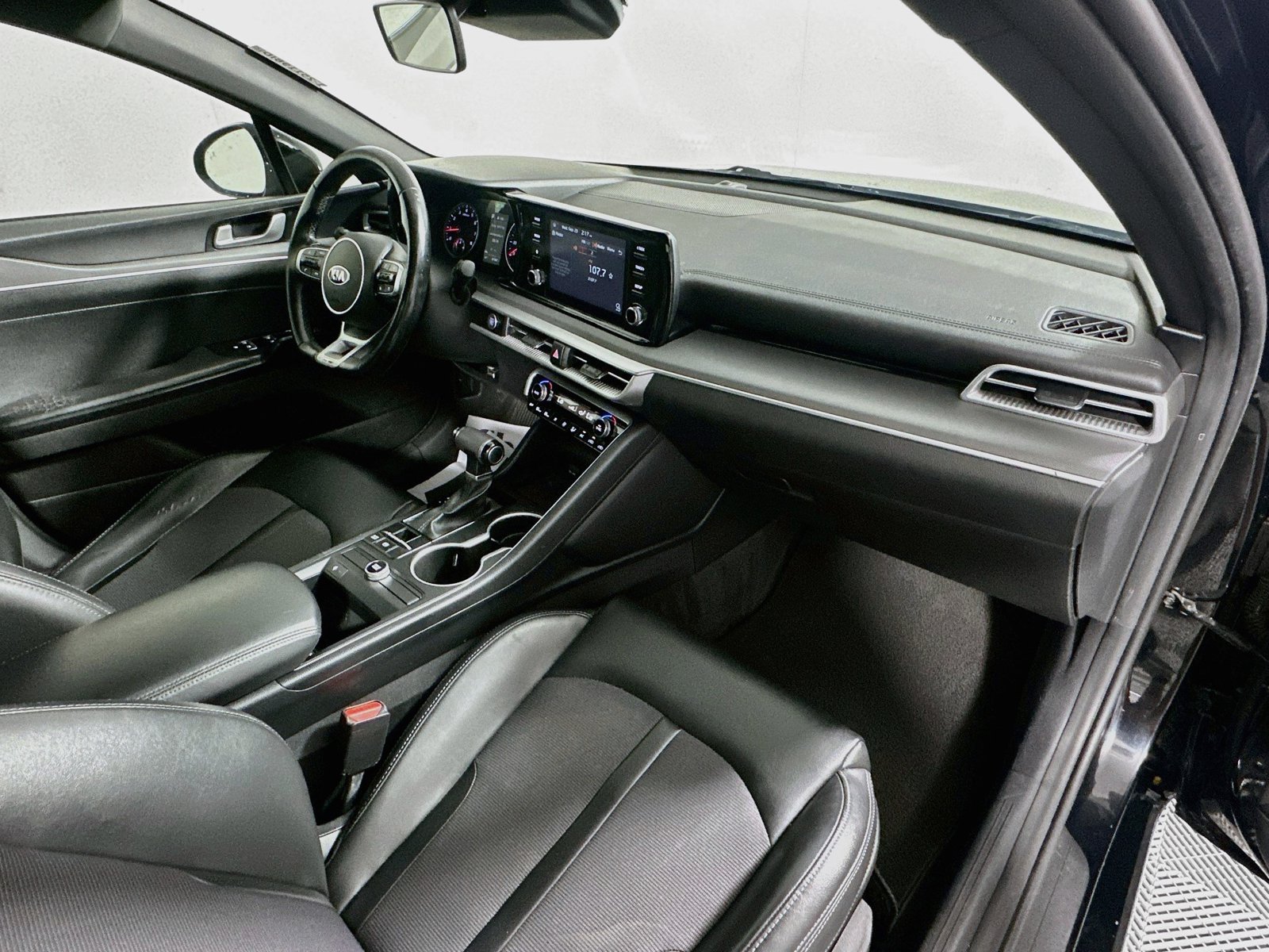 Used 2021 Kia K5 GT-Line w/ GT-Line FWD Premium Package image 27