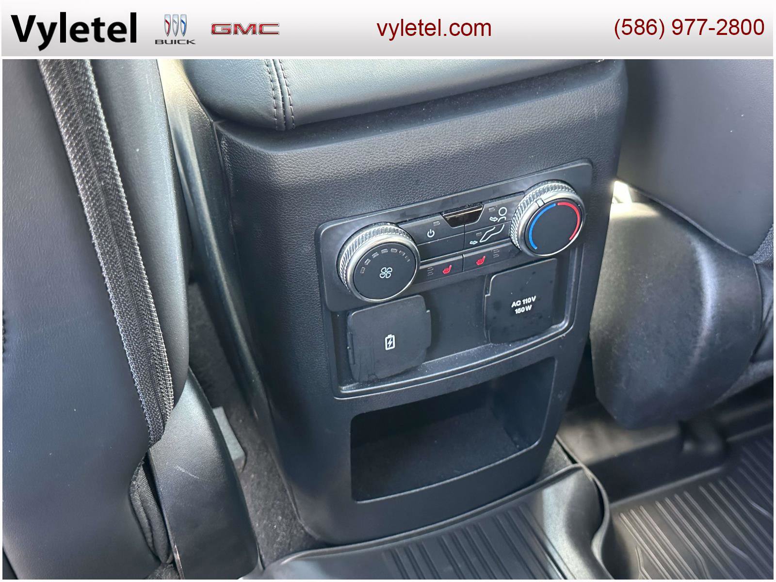 Used 2021 Ford Explorer Platinum w/ Equipment Group 601A image 13