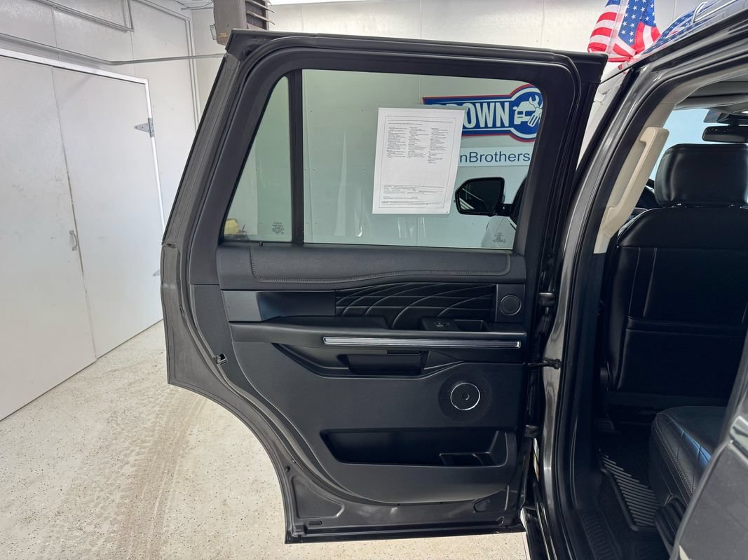 Used 2019 Ford Expedition Platinum AWD/4WD image 22