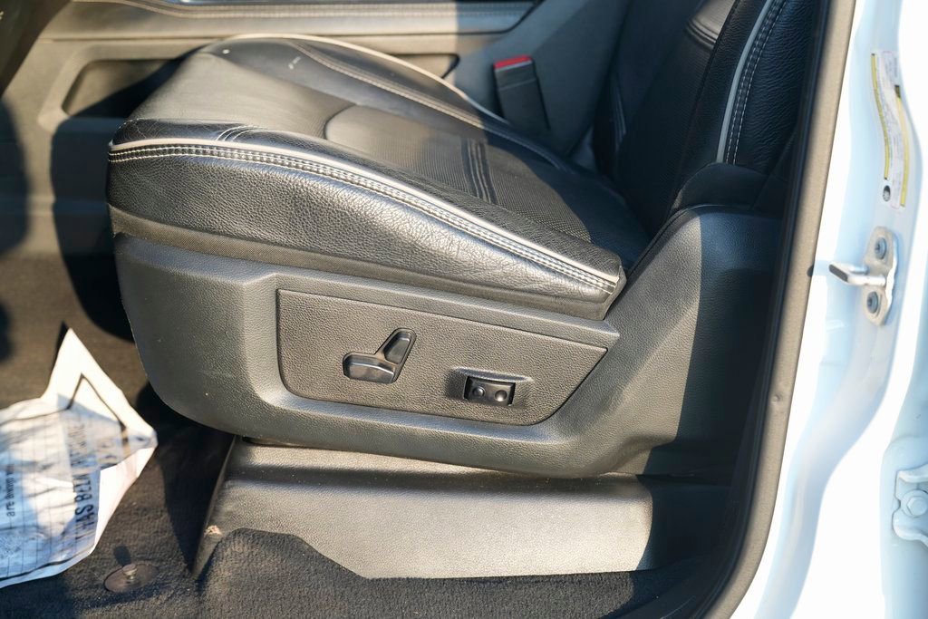 Used 2019 RAM 3500 Limited image 23